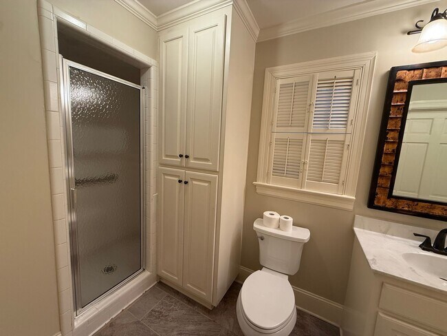 Foto del edificio - 1118 Laurel Ln NW