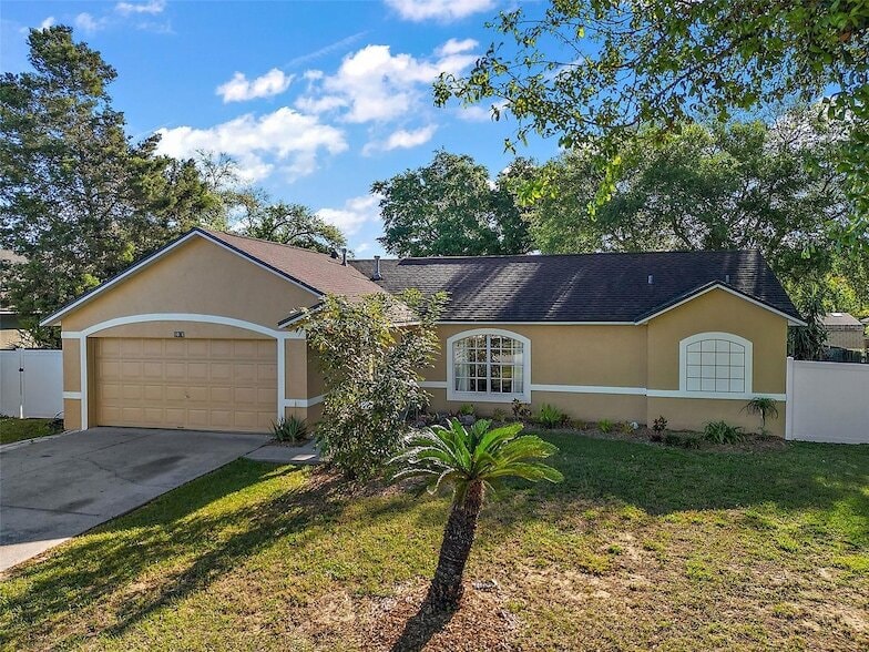 Foto principal - 1020 High Ridge Ct