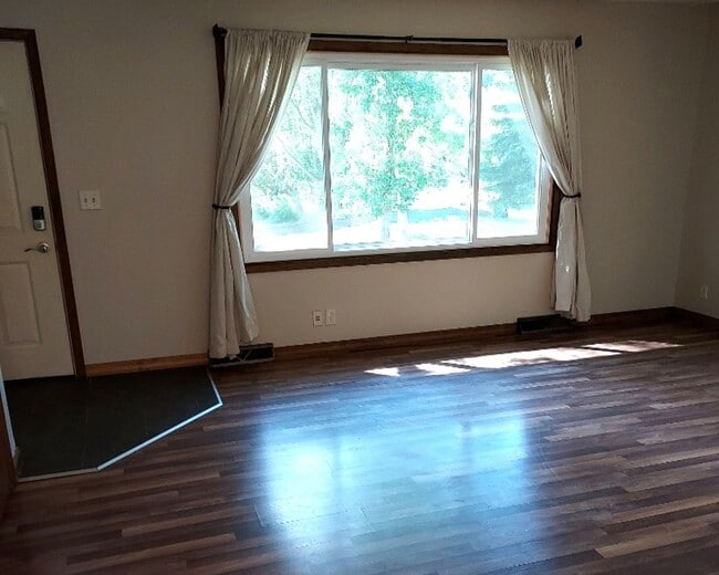 Building Photo - Nice 3 Bedroom 2 Bathroom house in Houlton