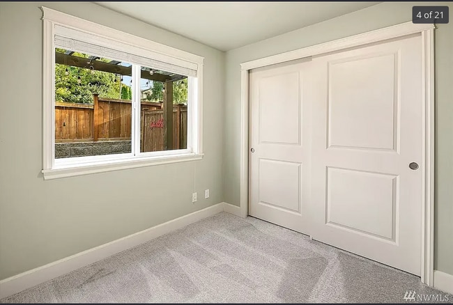 Building Photo - Modern 3Bed/3Bath Townhouse in Seattle - $3,500!!