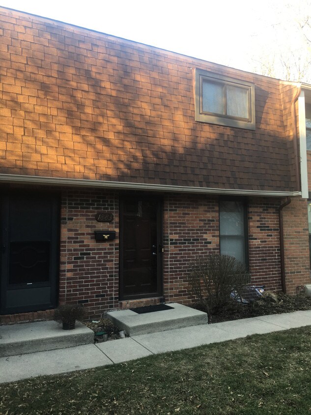 Foto principal - 1883 Willoway Circle North