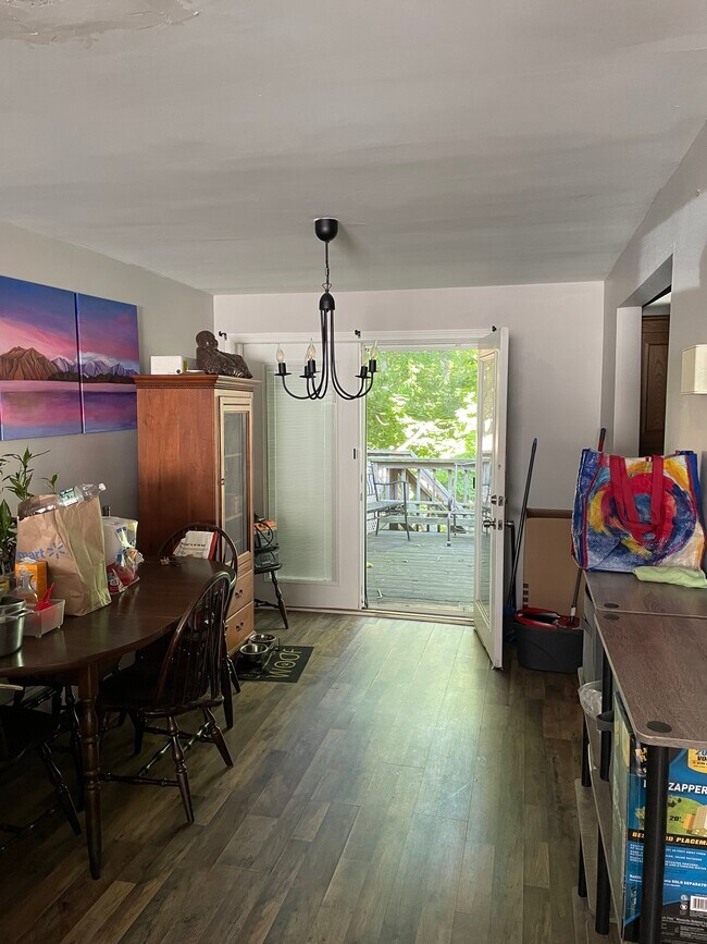 1691 Litchfield Turnpike, Woodbridge, CT 06525 Townhome Rentals in Woodbridge CT