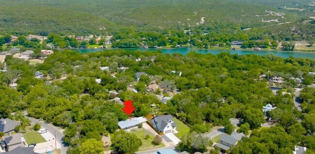 Building Photo - 2702 Magellan Dr