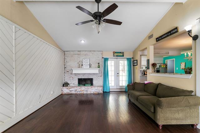 Building Photo - 6573 Ridglea Dr