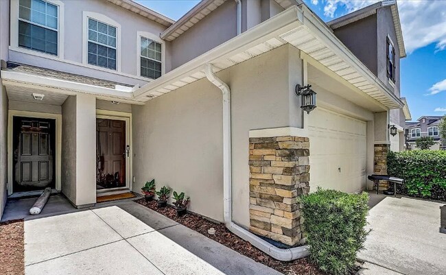 Foto del edificio - 6031 Bartram Village Dr