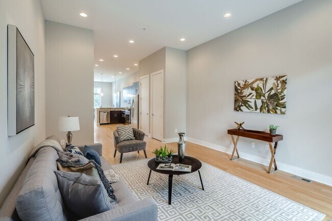 Foto del edificio - Northern Liberties 4 Bedroom Townhome