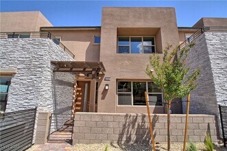 Building Photo - 1539 Melodic Lark Dr