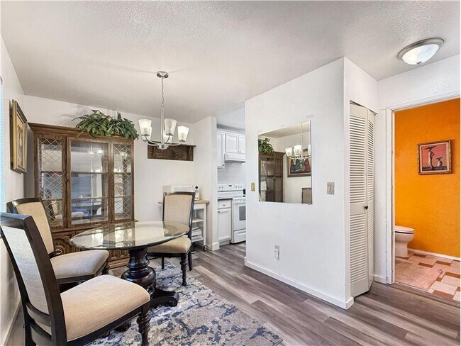 Foto del edificio - 5910 N 15th St