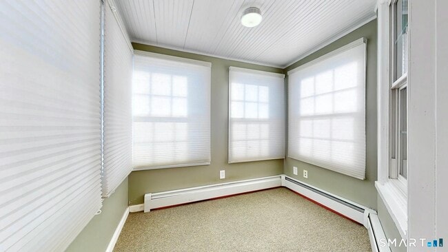 Building Photo - 108 Adams St