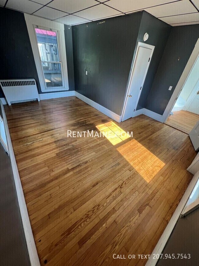 Foto del edificio - 79 Fourth St. apt-3