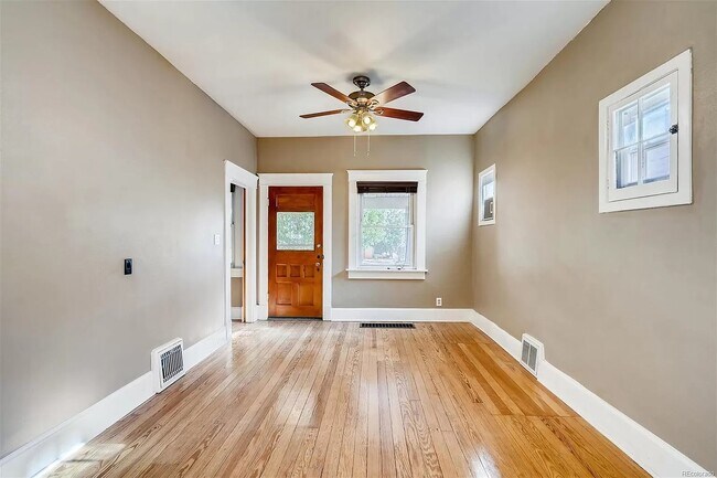 Building Photo - 2110 W 29th Ave
