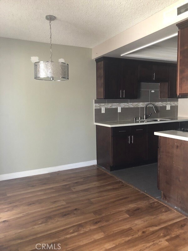 Foto del edificio - 1445 Eagle Park Rd