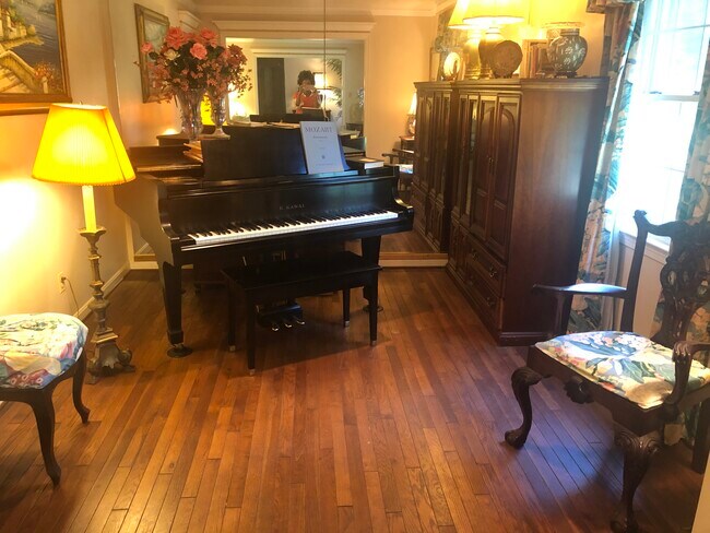 Foto del edificio - 9103 Old Waterloo Rd