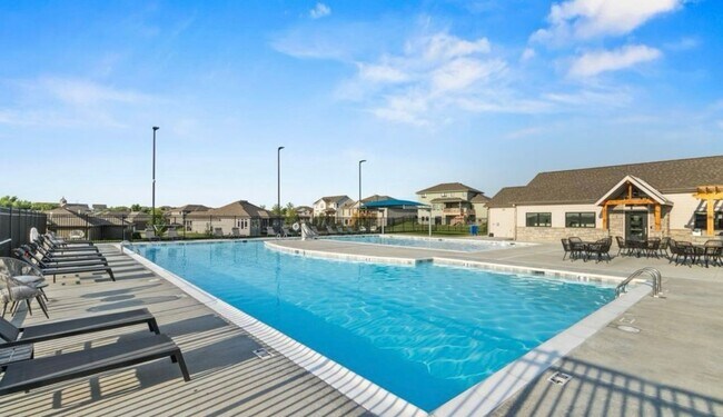 Building Photo - Beautiful 4 Bedroom, 3 Bathroom Home in El...