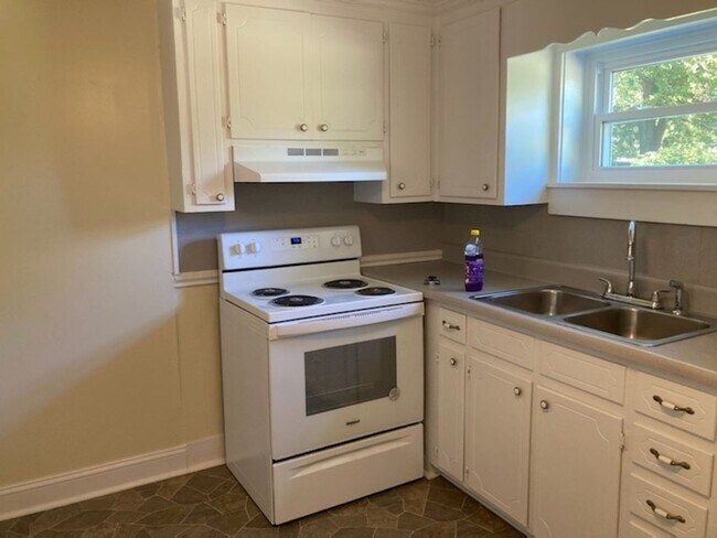 Foto del edificio - 208 S Third St, Hookerton
