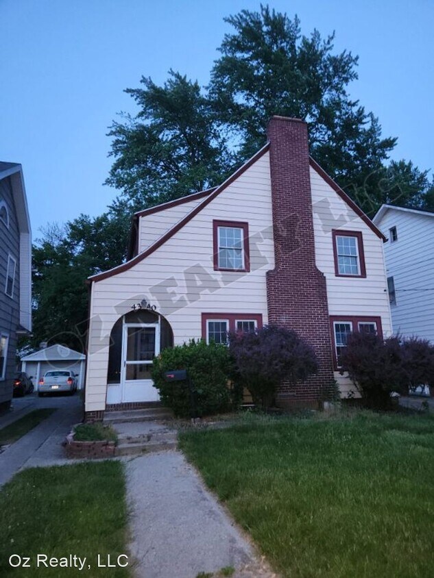 Primary Photo - 3 br, 2 bath House - 4340 Berwick Ave