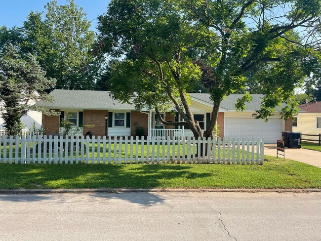 Foto del edificio - Beautiful 4 bed home. This won’t last long!