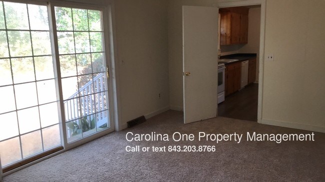 Building Photo - 1395 W Lenevar Dr