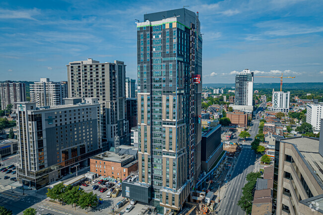 Building Photo - 10 Bay Student Residence