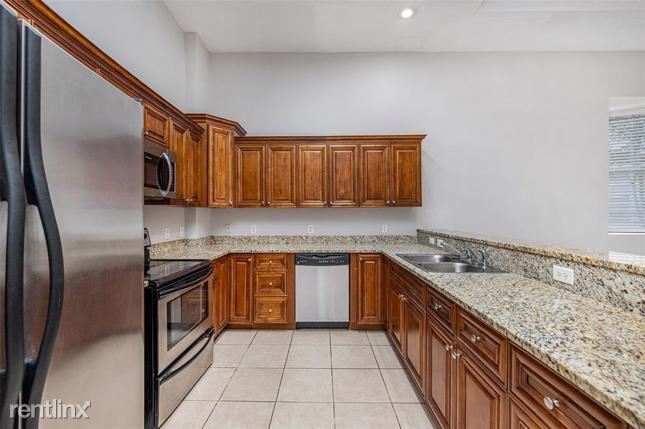 Building Photo - 3 br, 3 bath House - 9511 Citrus Glen Pl