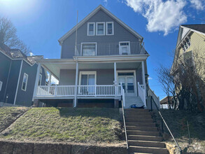 Building Photo - 1527 Fairview Pl
