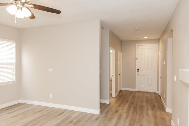 Foto del edificio - 5864 Cape Hatteras Ct