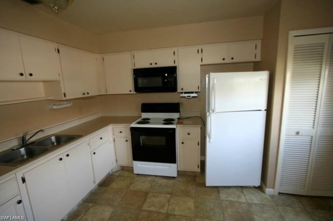 Building Photo - 4769 Orange Grove Blvd