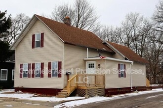 Building Photo - 111 Jackson St