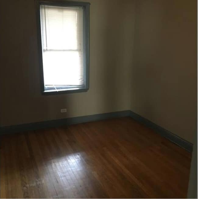 Foto del edificio - 4914 W 18th St