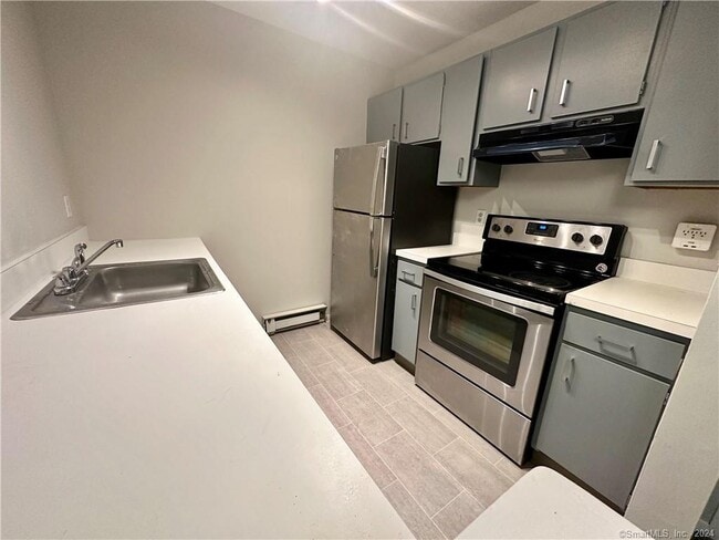 Building Photo - 3699 Broadbridge Ave