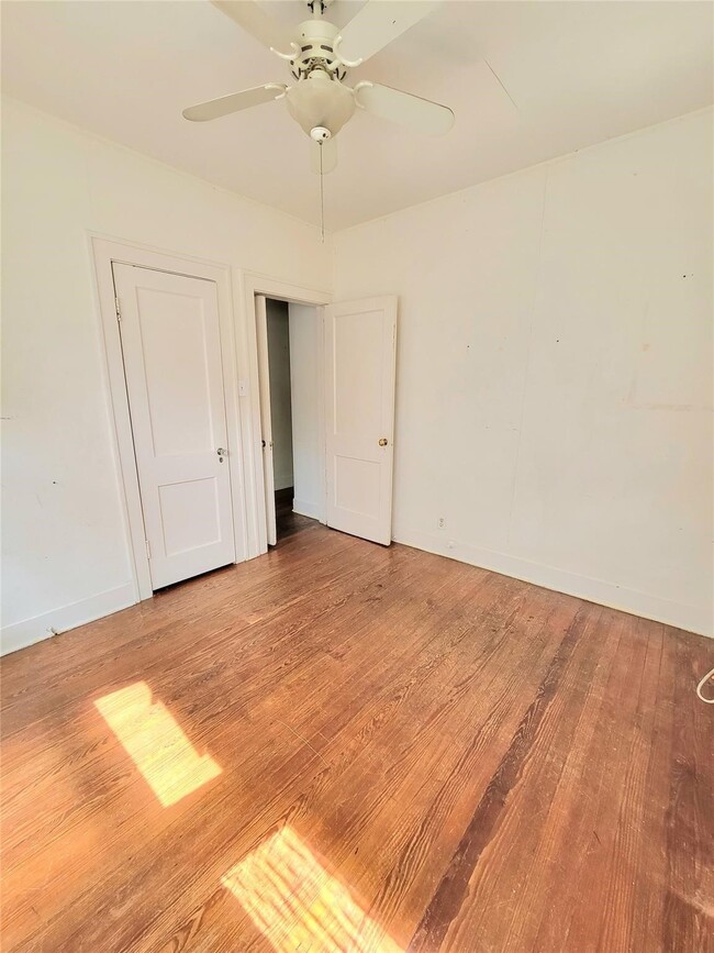 Building Photo - 1238 Peden St