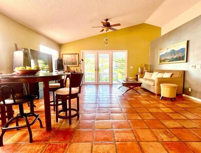 Foto del edificio - 2957 Myrtle Oak Cir