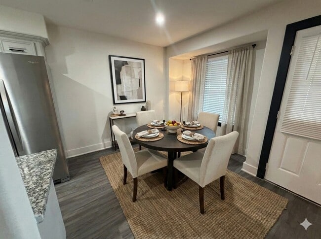 Foto del edificio - 15931 Kenbrook Dr