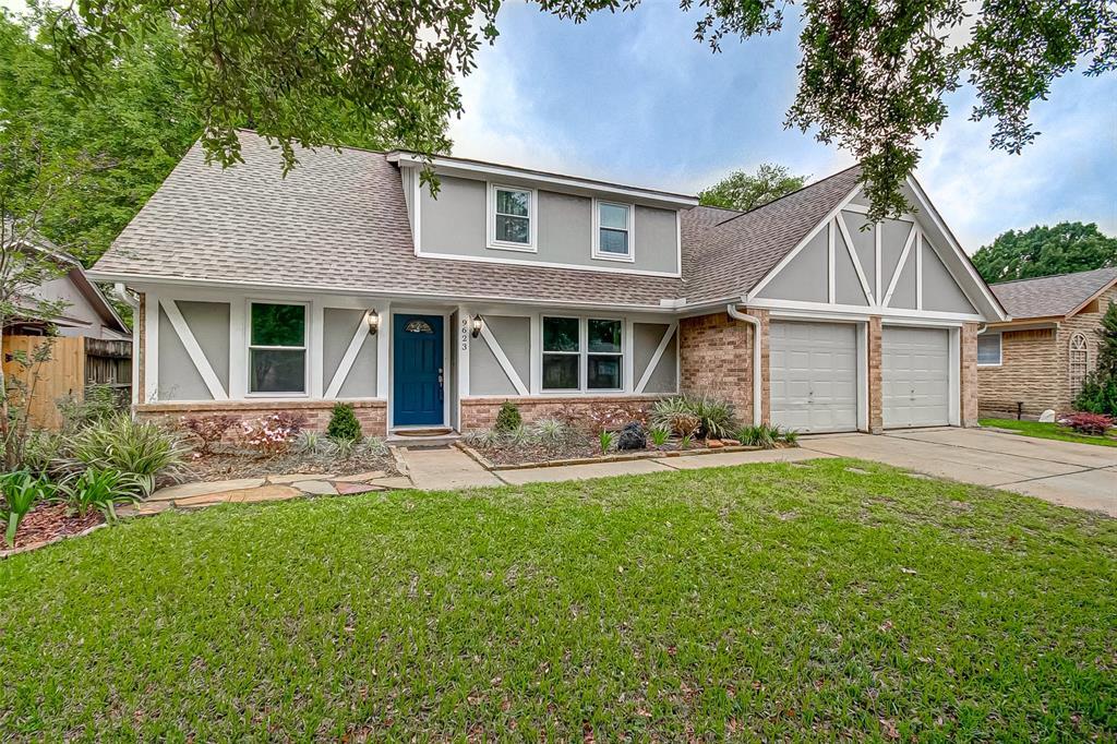 Foto principal - 9623 Philmont Dr