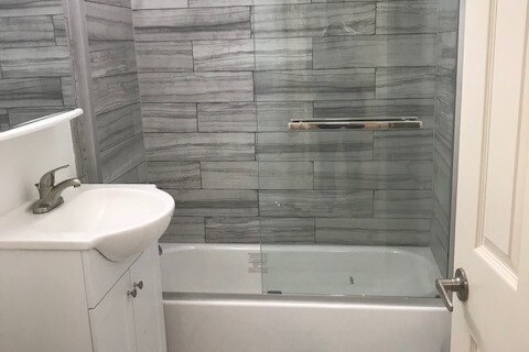 Building Photo - 655 Manor Dr