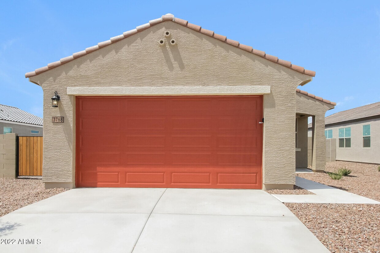 Primary Photo - 3768 E Sandoval Dr