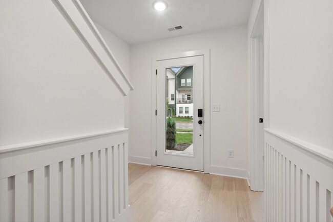 Building Photo - Donelson NEW CONSTRUCTION, 3BR 2.5BATHS, 2...