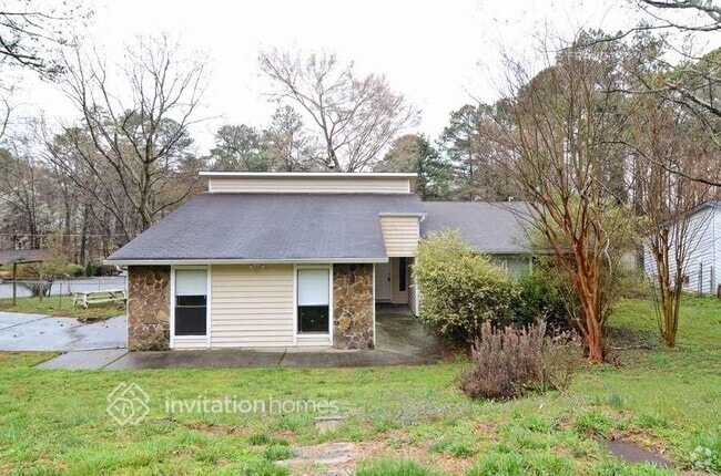 Building Photo - 1532 Kings Ridge Dr NW