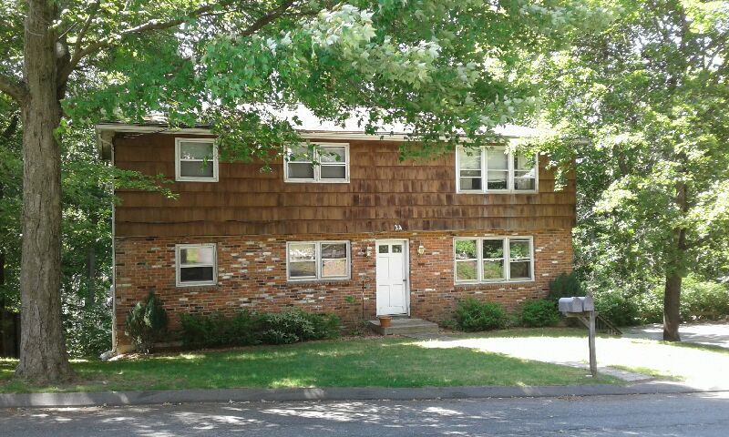 Foto principal - 24 Maplewood St