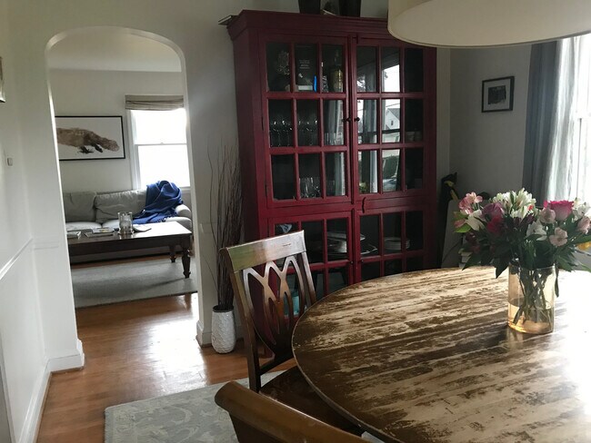 Foto del edificio - 5608 Lone Oak Dr