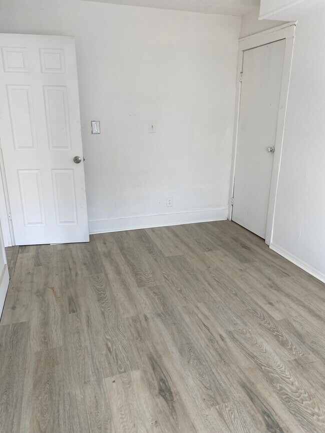 Foto del edificio - 1797-1713 13th St SW