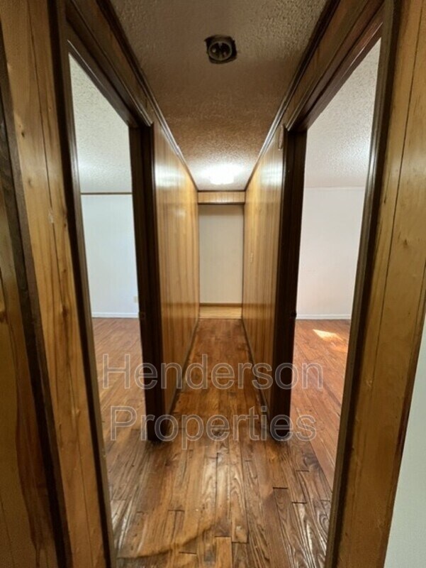 Foto del edificio - 529 Barringer Chapel Rd