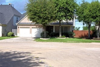 Building Photo - 5106 Autumn Rose Ln
