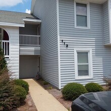 Building Photo - 113 W Victoria Ct