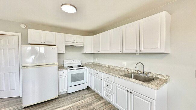 Foto del edificio - Beautiful Guest House Unit, Newer Construc...