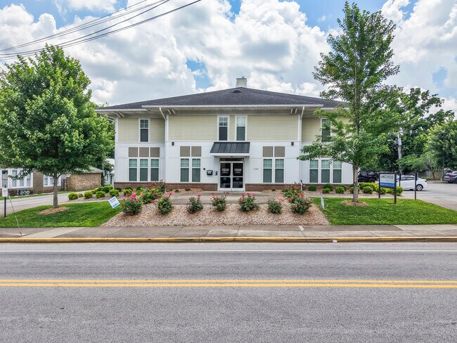 Foto del edificio - 1240 Center St