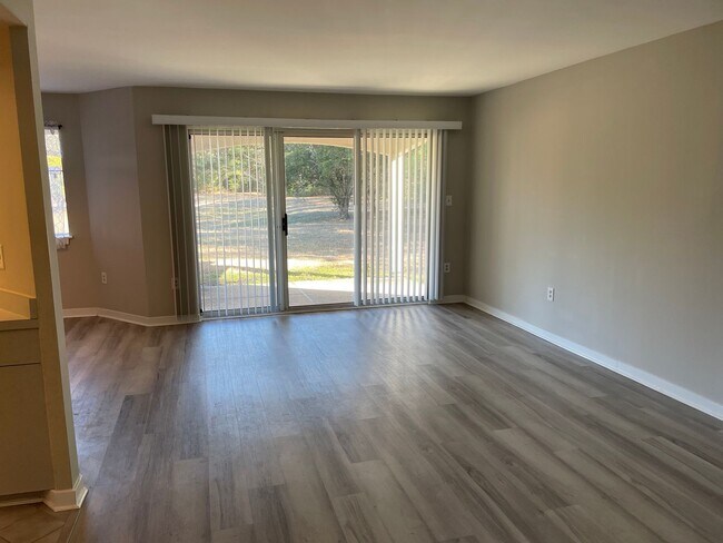 Foto del edificio - 2 Bedroom 2 Bathrooms Condo