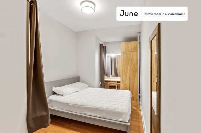Private bedroom in 2 bed/1 bath Home - Private bedroom in 2 bed/1 bath Home