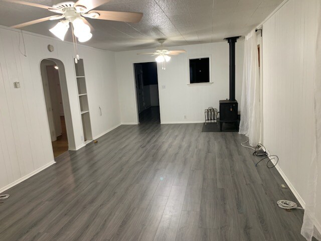 Foto del edificio - 327 E 16th St