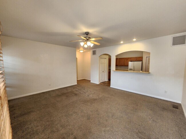 Foto del edificio - 2468 Thunder Mountain Drive